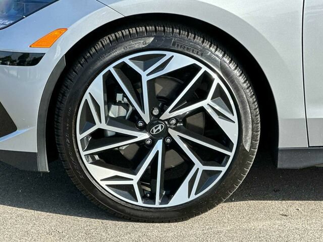 Used 2025 Hyundai Ioniq 6 SEL RWD image 34