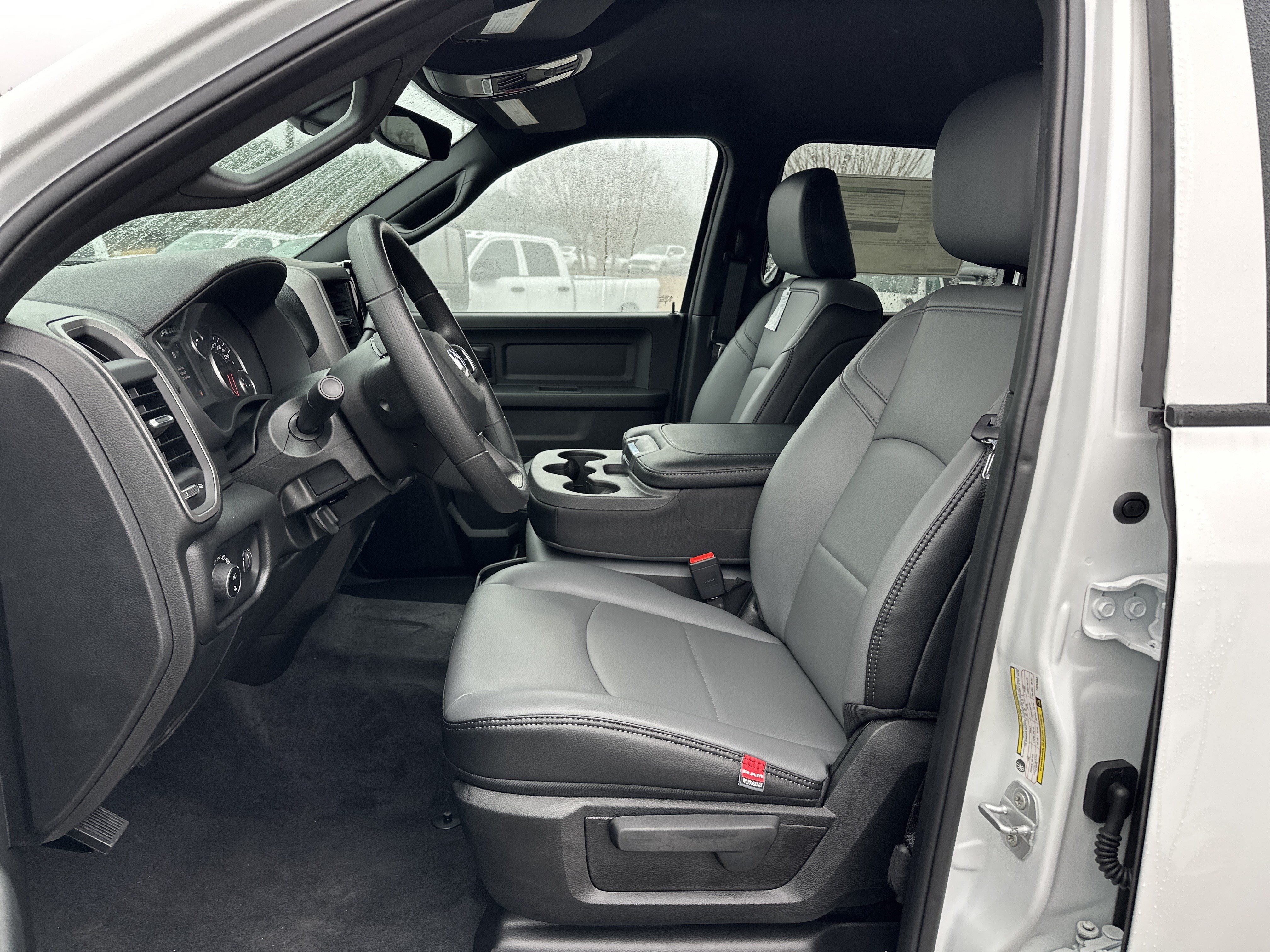 New 2026 RAM 2500 Tradesman AWD/4WD image 9