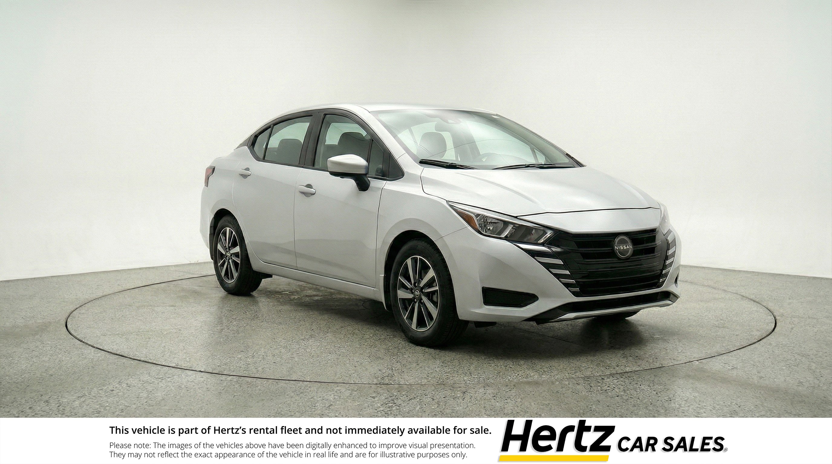 Used 2025 Nissan Versa SV image 1