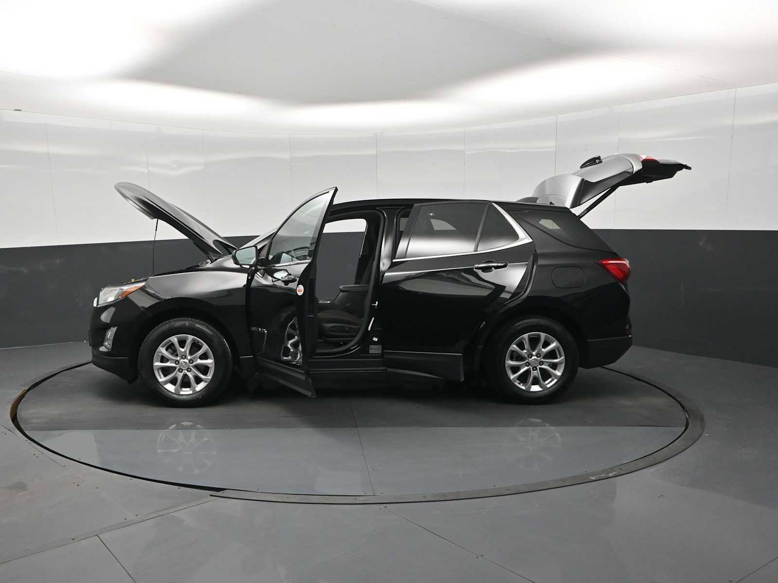 Used 2020 Chevrolet Equinox LT image 42