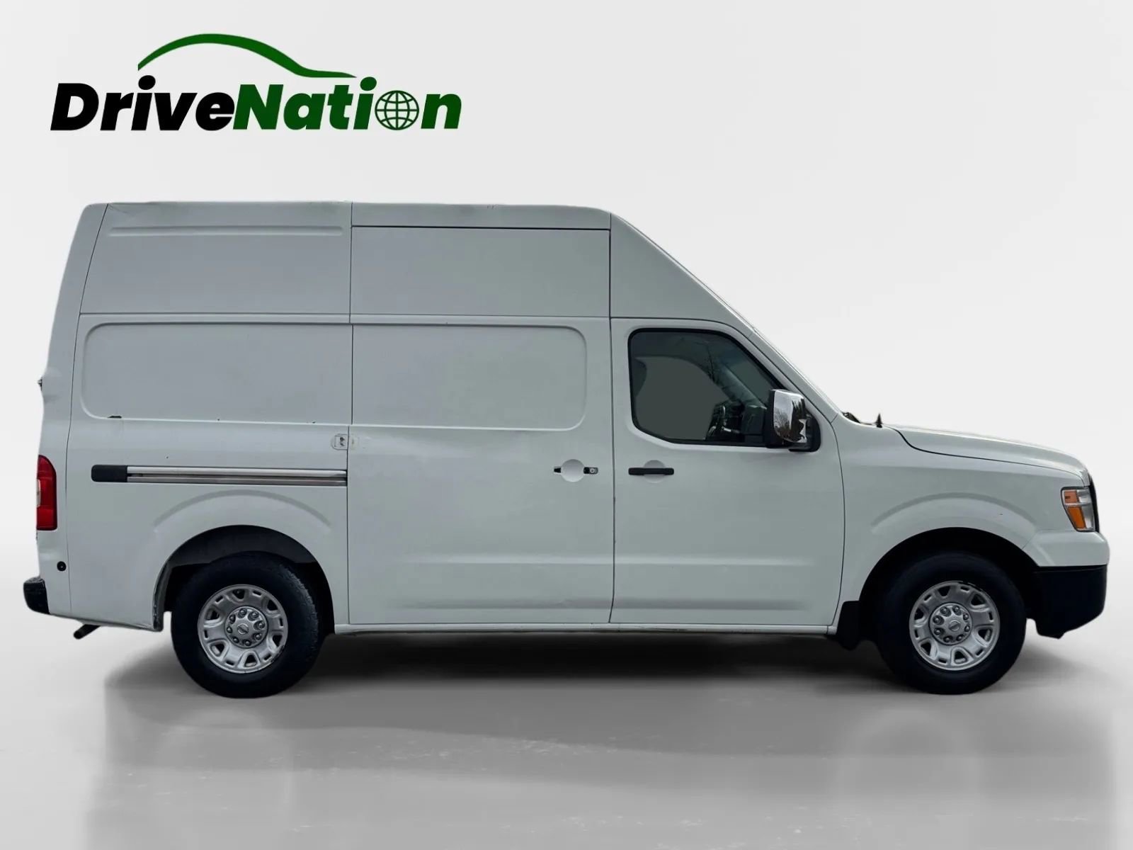 Used 2014 Nissan NV 3500 SV w/ Technology Package image 4