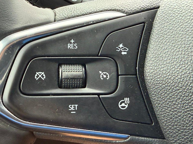Used 2025 Chevrolet Trax ACTIV w/ Driver Confidence Package FWD image 17