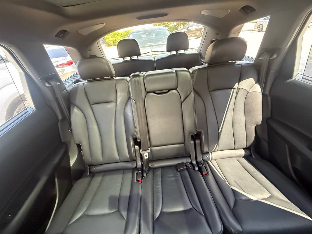 Used 2018 Audi Q7 3.0T Premium Plus w/ Premium Plus Package AWD/4WD image 16
