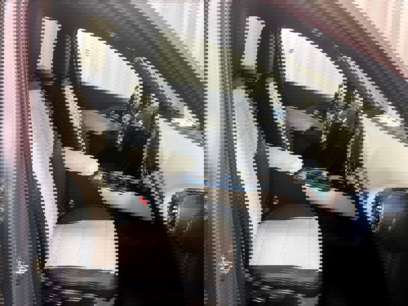 Used 2025 Chevrolet Equinox EV LT image 11