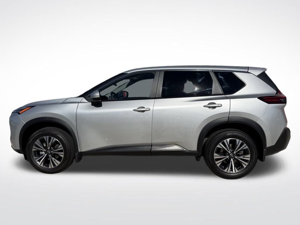 Certified 2023 Nissan Rogue SV image 2