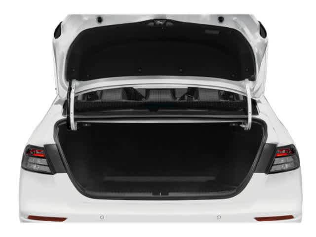 Used 2024 Honda Accord Touring image 11