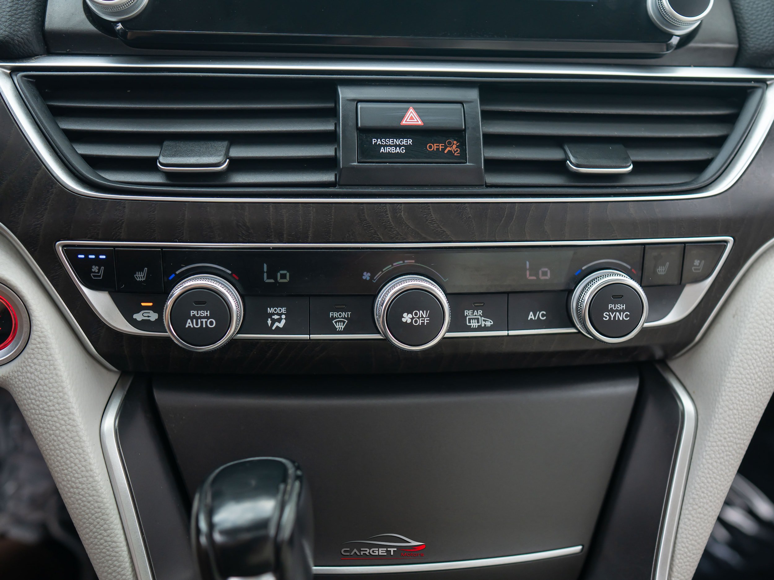 Used 2018 Honda Accord Touring image 33