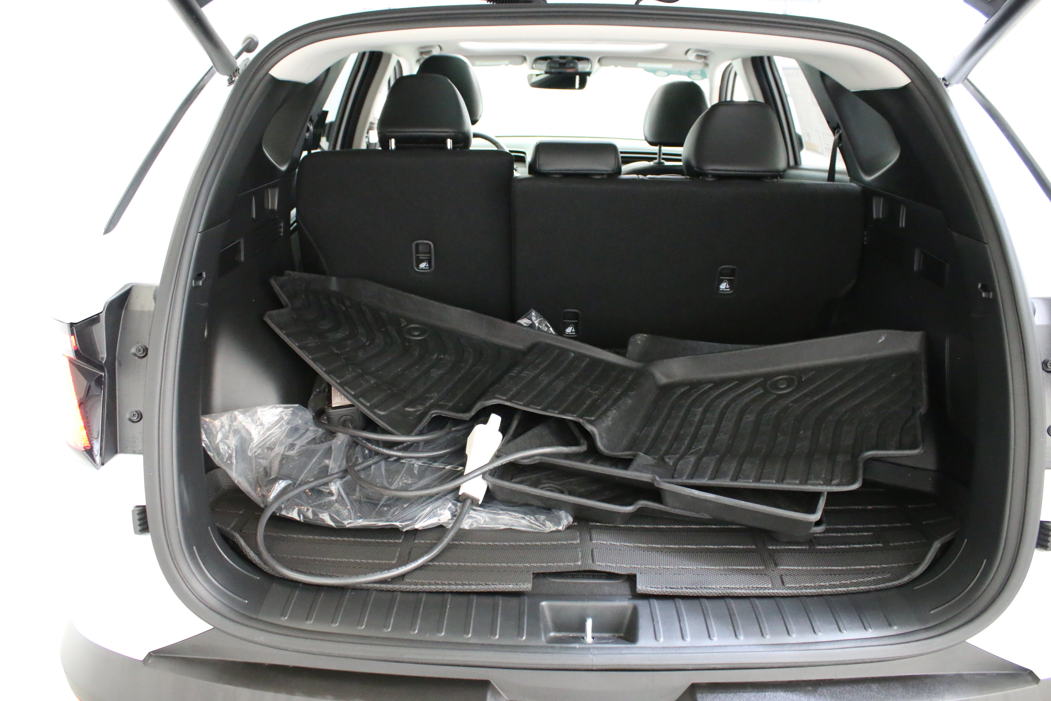 Used 2024 Hyundai Tucson Limited AWD/4WD image 27