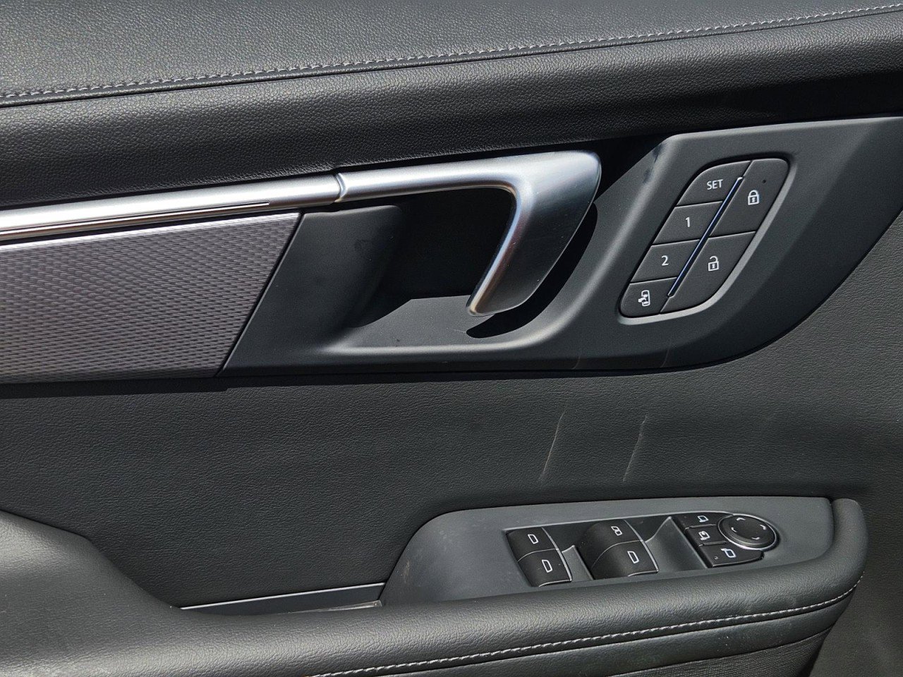 New 2026 Buick Enclave Sport Touring w/ Super Cruise Package image 17