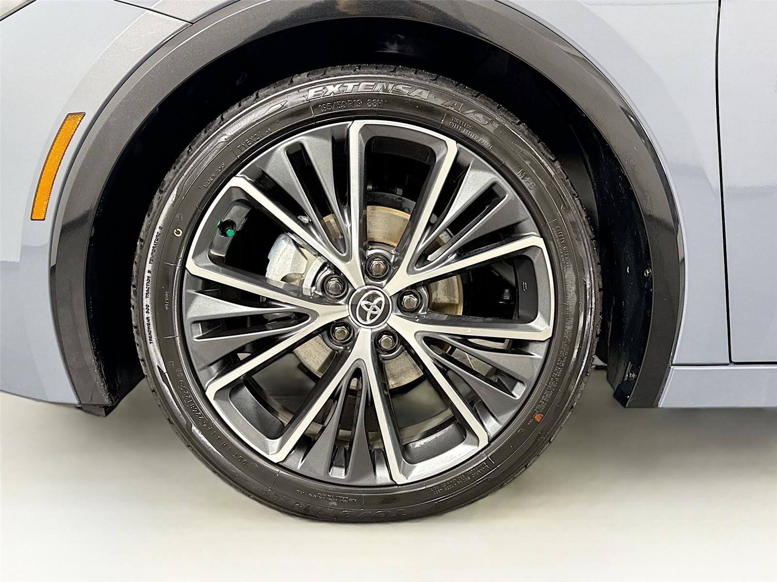 Used 2025 Toyota Prius Limited image 47