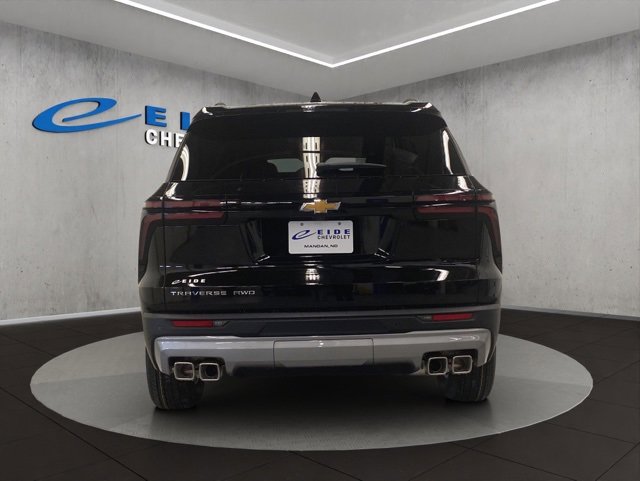 New 2026 Chevrolet Traverse LT w/ Driver Confidence Package image 4