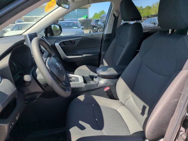 Used 2025 Toyota RAV4 LE FWD image 15