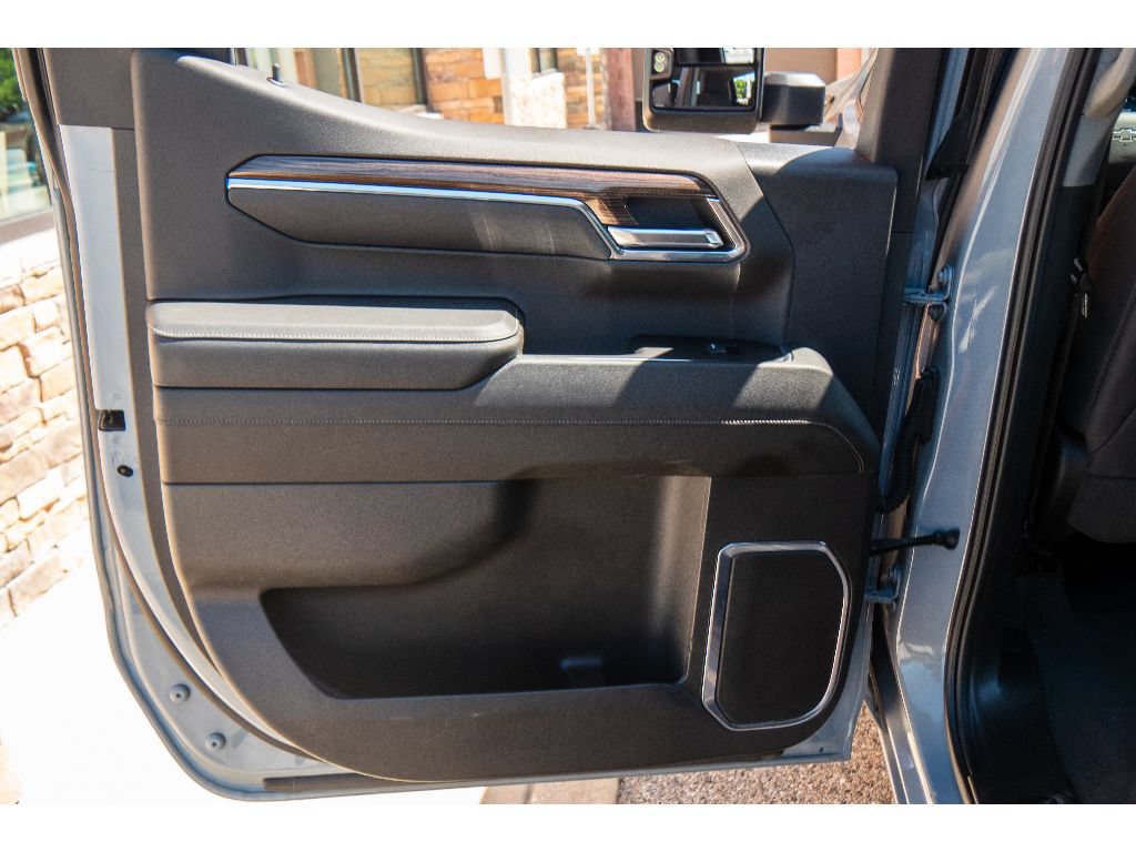 Used 2024 Chevrolet Silverado 1500 RST AWD/4WD image 17