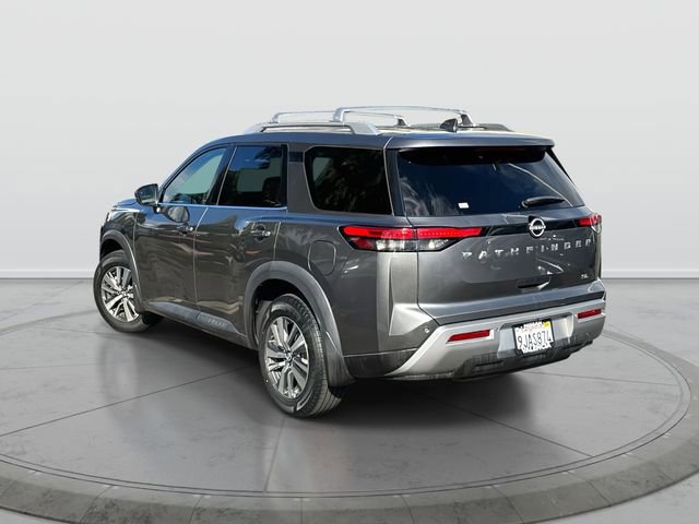 Certified 2024 Nissan Pathfinder SL image 5