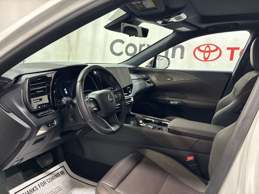 Used 2025 Lexus RX 450h AWD w/ Convenience Package image 24