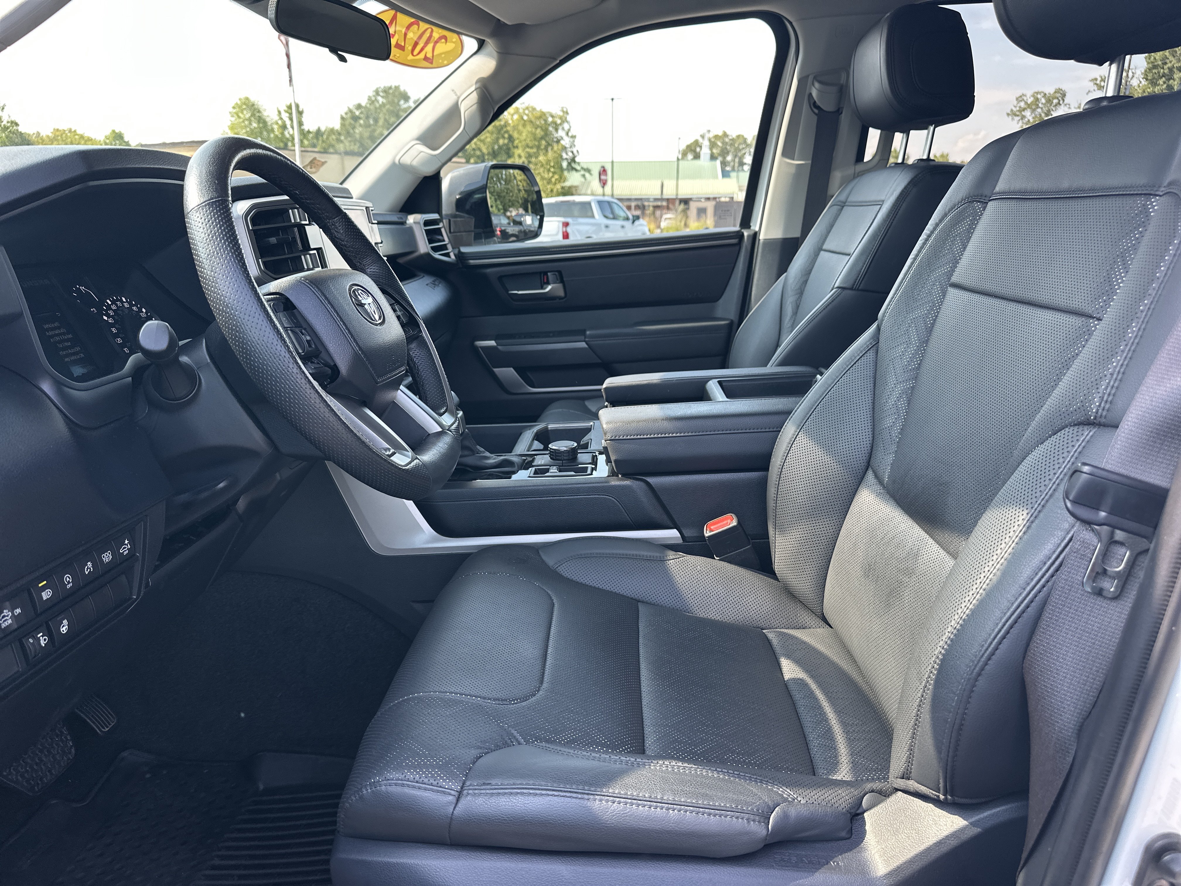 Used 2024 Toyota Tundra SR5 w/ SR5 Premium Package AWD/4WD image 9