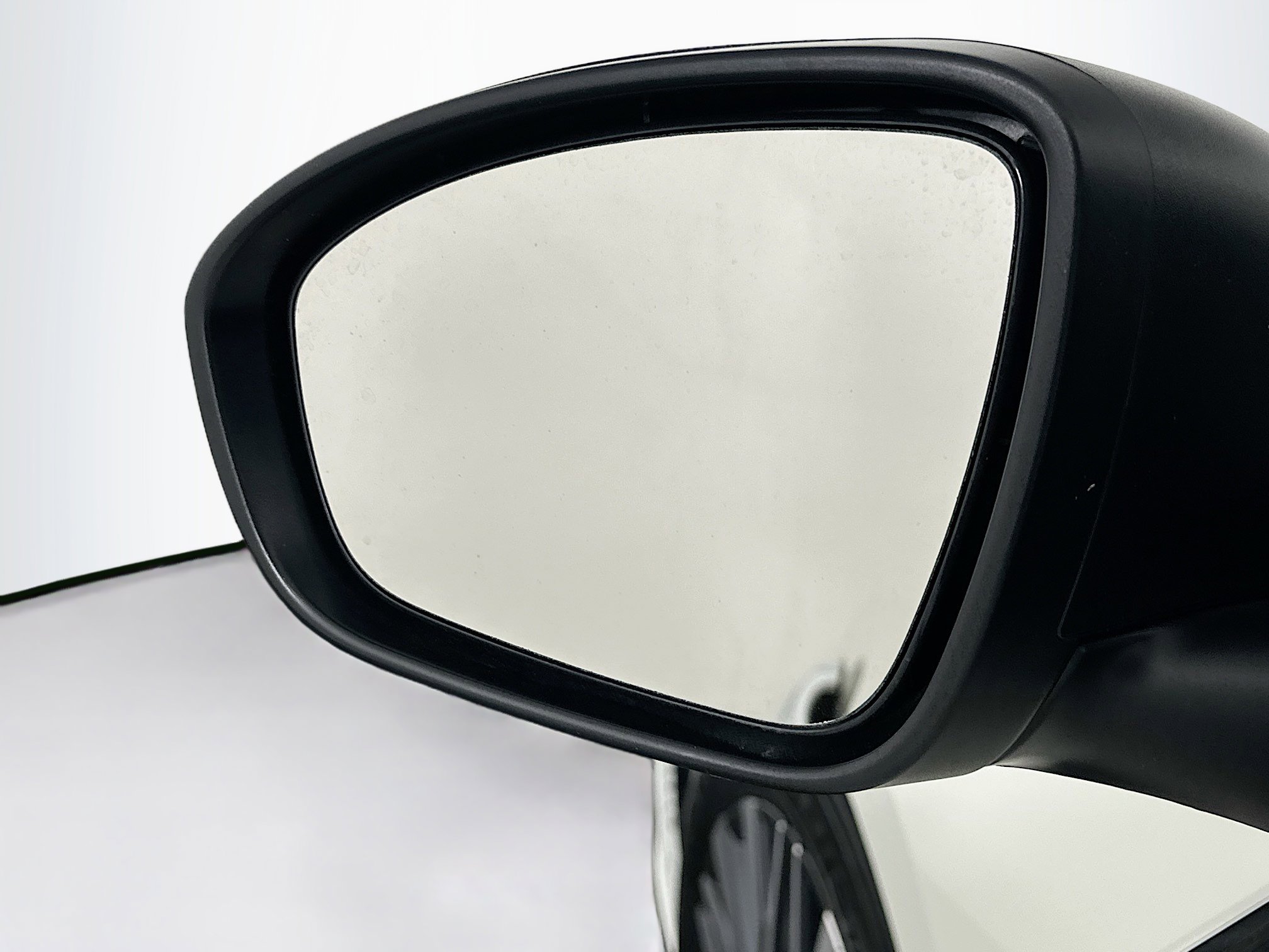 Used 2025 Nissan Altima 2.5 SV image 16