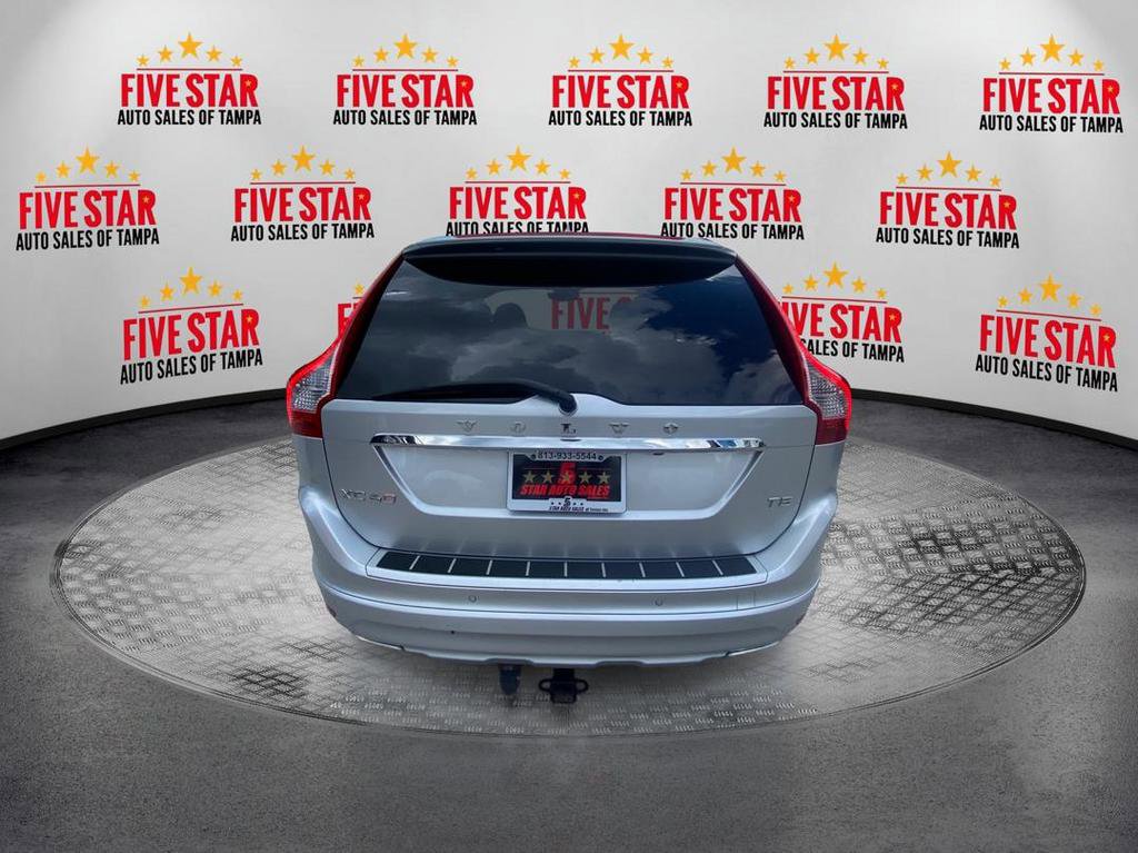 Used 2016 Volvo XC60 T5 Premier w/ Proximity Package FWD image 6