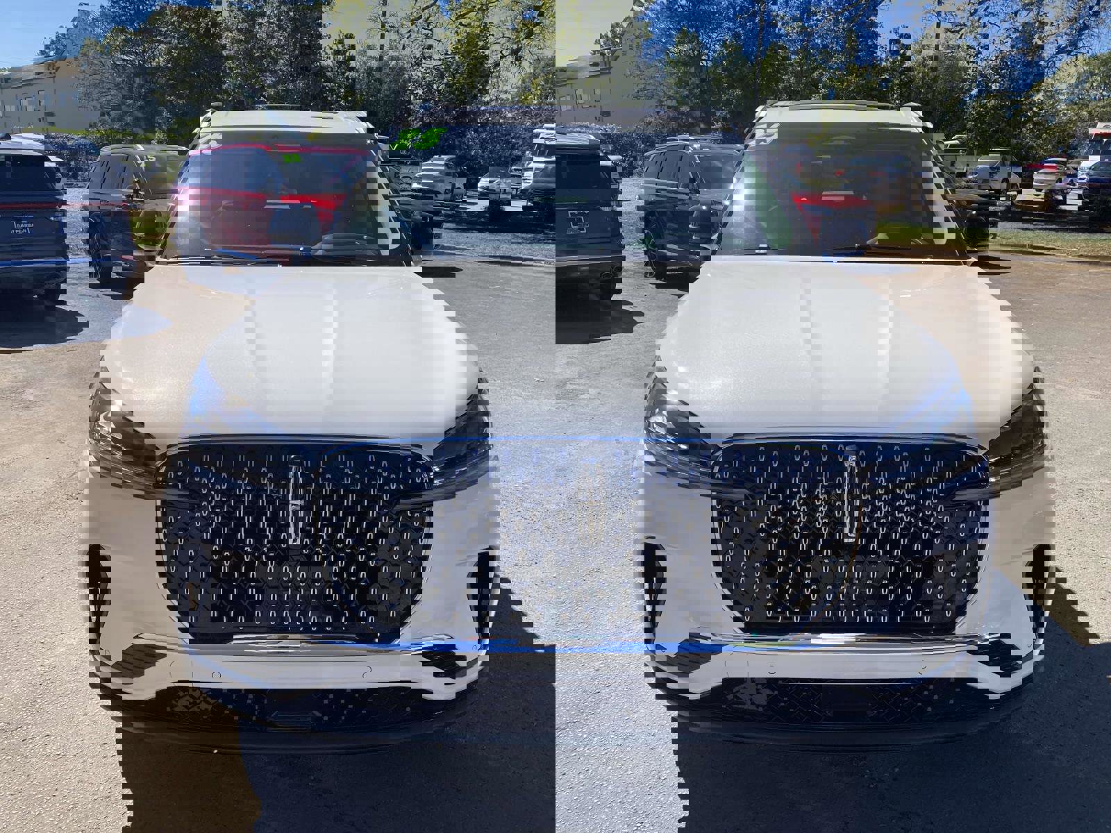 New 2026 Lincoln Aviator 2WD w/ Jet Appearance Package image 12