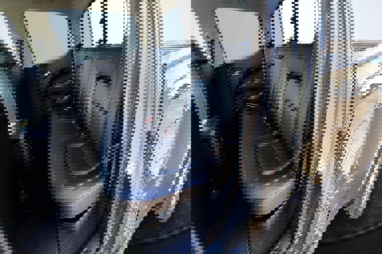 Used 2017 GMC Canyon SLT w/ Driver Alert Package image 13