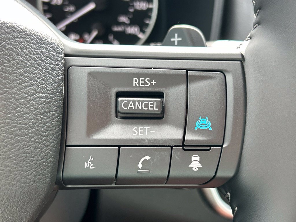 Used 2026 Nissan Rogue SV FWD image 27