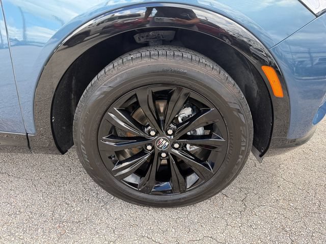 Used 2025 Buick Envista Sport Touring w/ Convenience II Package FWD image 18