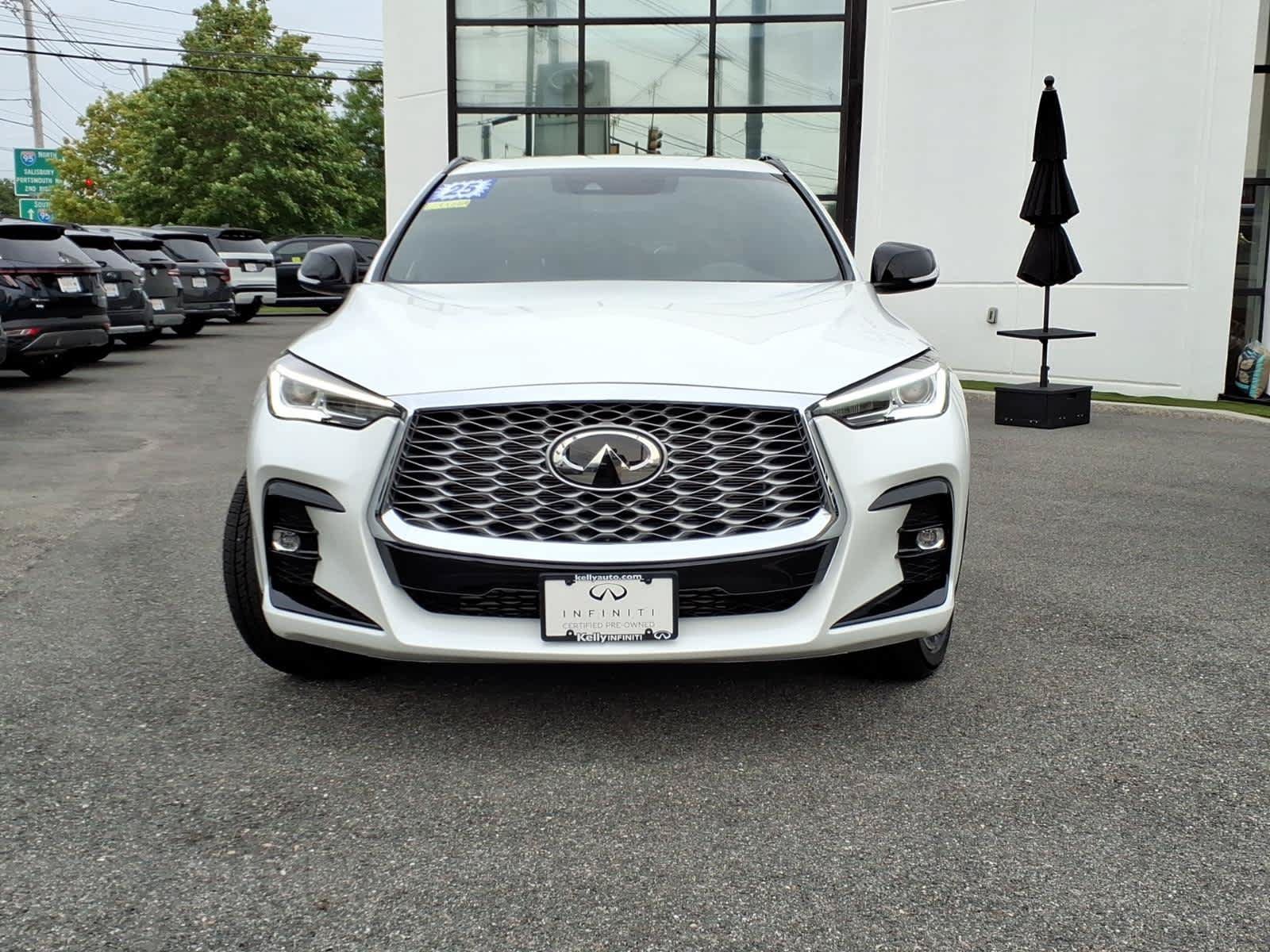 Certified 2025 INFINITI QX55 Luxe w/ Cargo Package AWD/4WD image 2