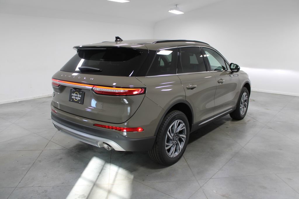 New 2026 Lincoln Corsair Premiere image 8