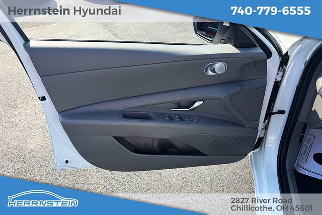 Used 2024 Hyundai Elantra SEL FWD image 7