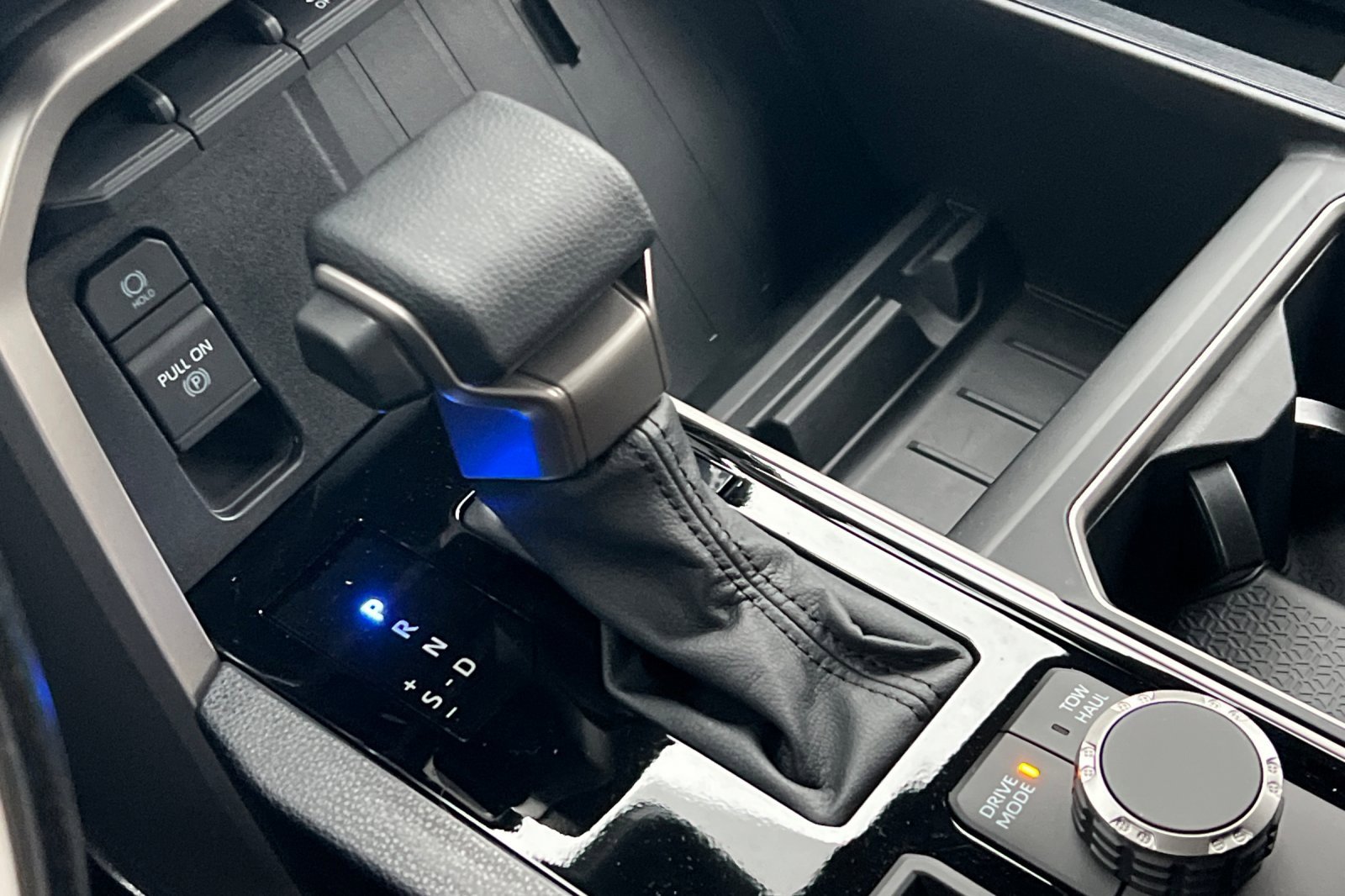 New 2026 Toyota Tundra SR5 w/ SR5 Convenience Package image 17