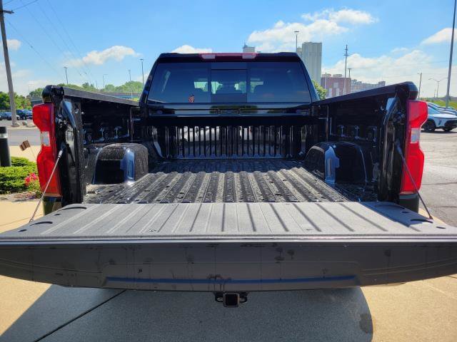New 2026 Chevrolet Silverado 1500 RST w/ Convenience Package II AWD/4WD image 24