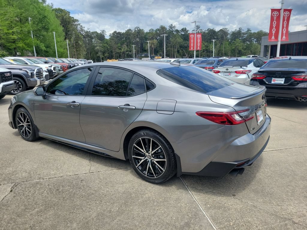 Certified 2025 Toyota Camry SE w/ Convenience Package FWD image 3