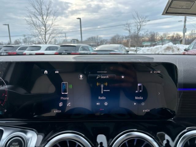 New 2026 Mercedes-Benz GLB 250 4MATIC image 30