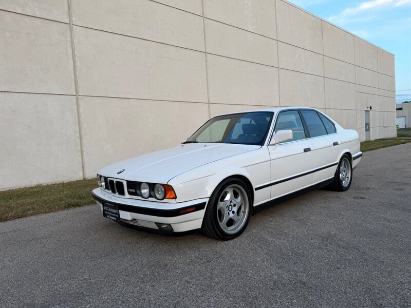 Used 1991 BMW M5 RWD image 6
