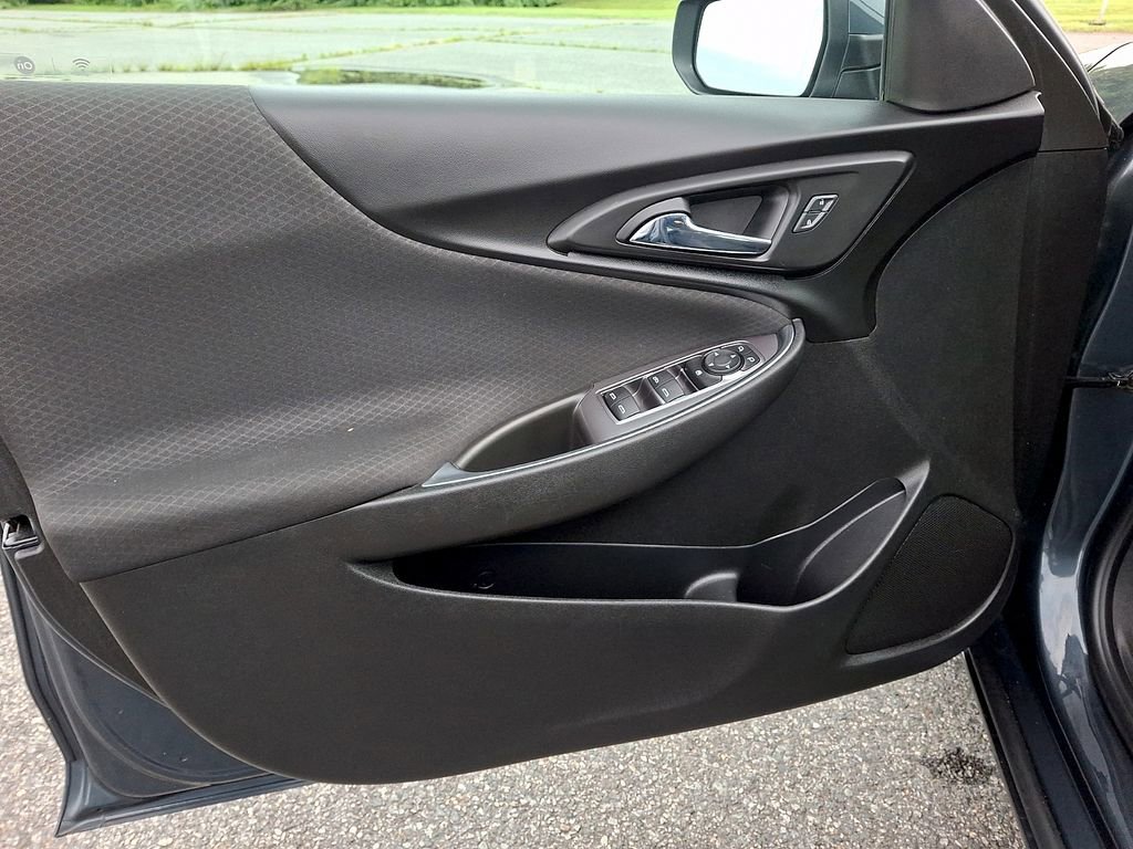 Certified 2020 Chevrolet Malibu LT FWD image 12