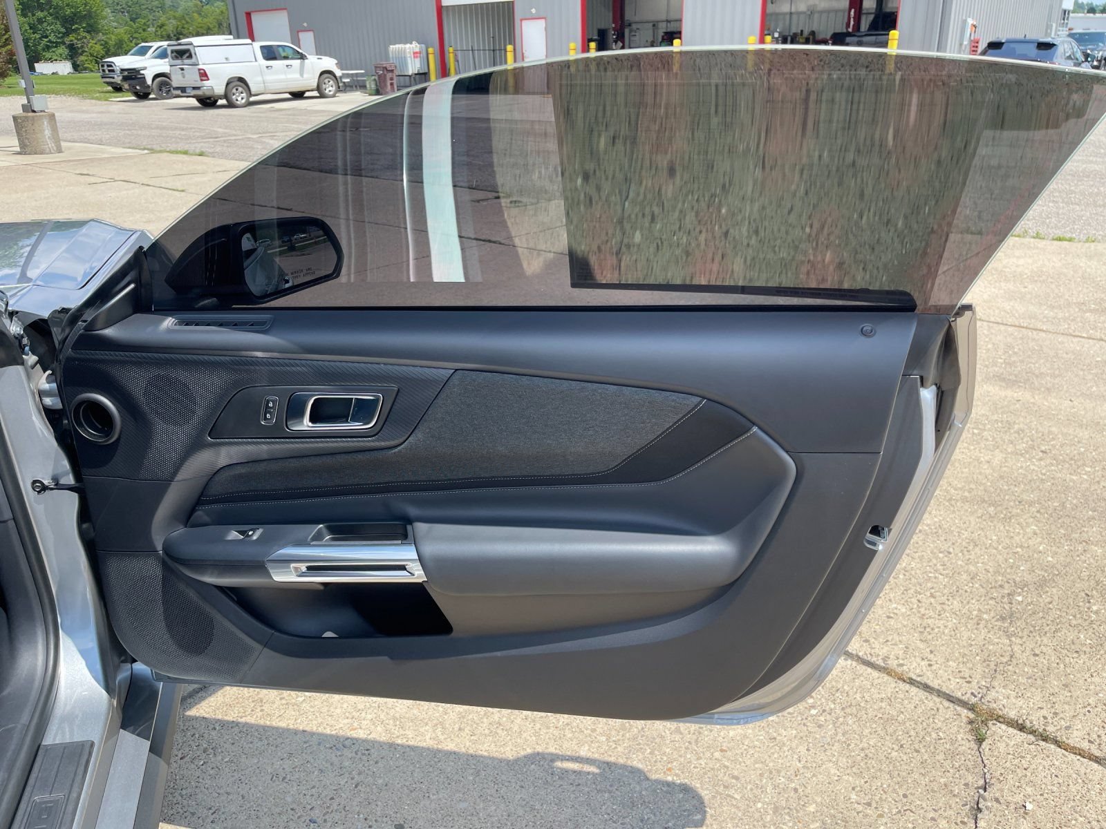 Used 2024 Ford Mustang Coupe RWD image 17