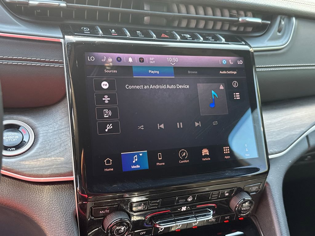 Used 2024 Jeep Grand Cherokee Limited image 28