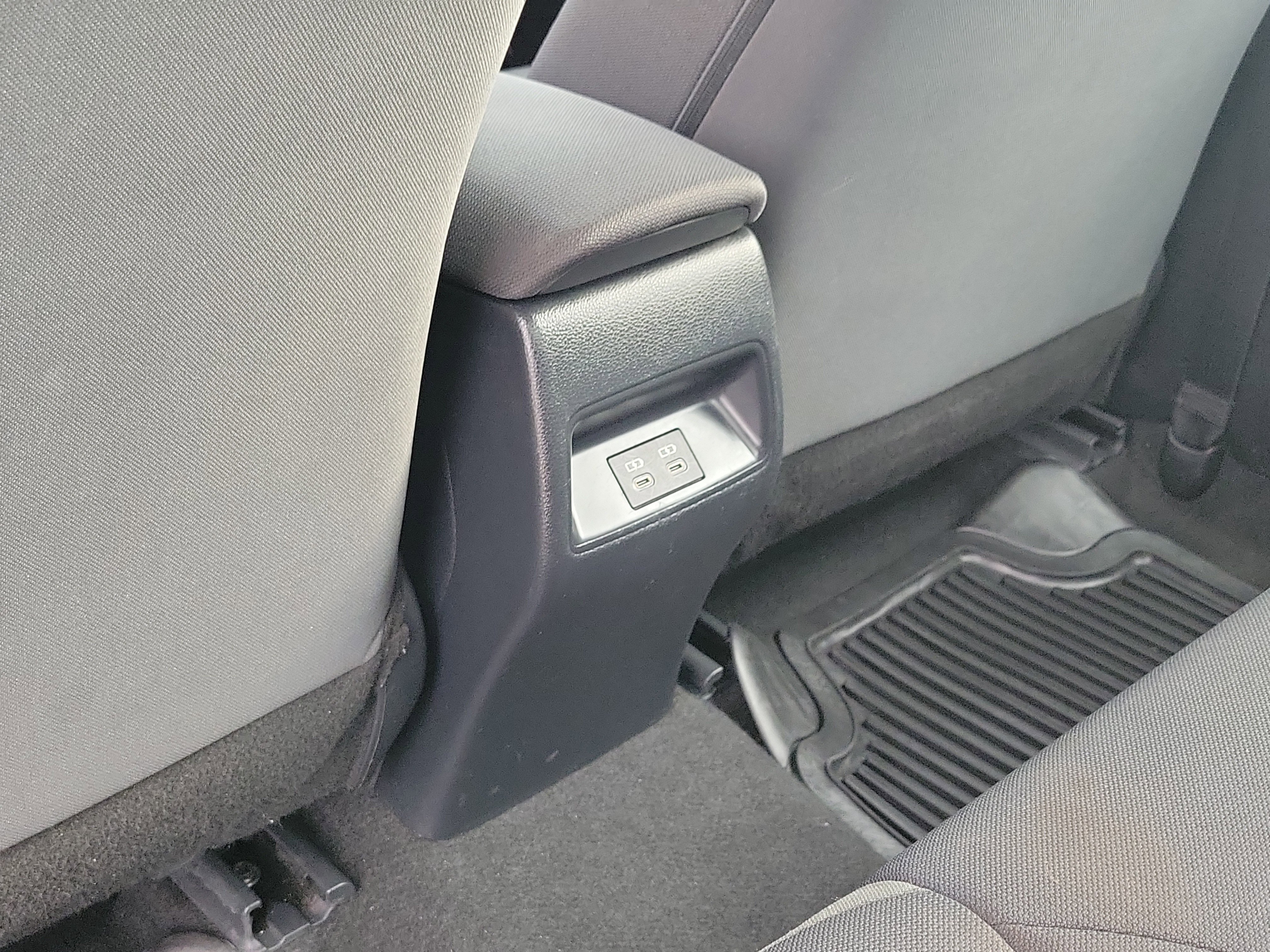 Used 2023 Toyota Corolla LE image 13