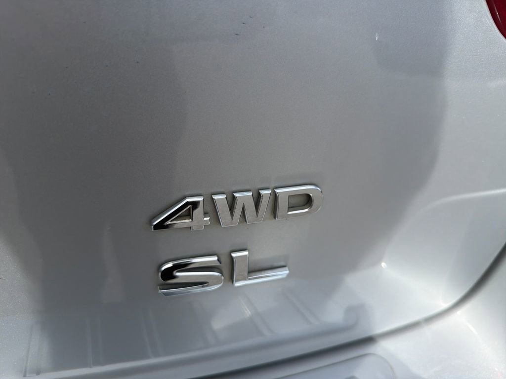 Used 2020 Nissan Pathfinder SL AWD/4WD image 12