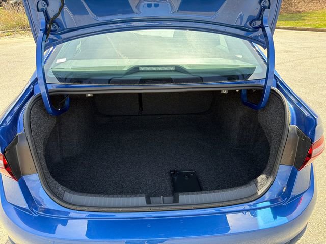 Used 2024 Volkswagen Jetta SE image 18