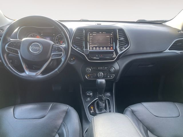 Used 2019 Jeep Cherokee Limited image 10