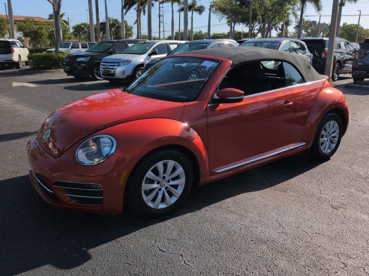 Used 2018 Volkswagen Beetle 2.0T S image 7