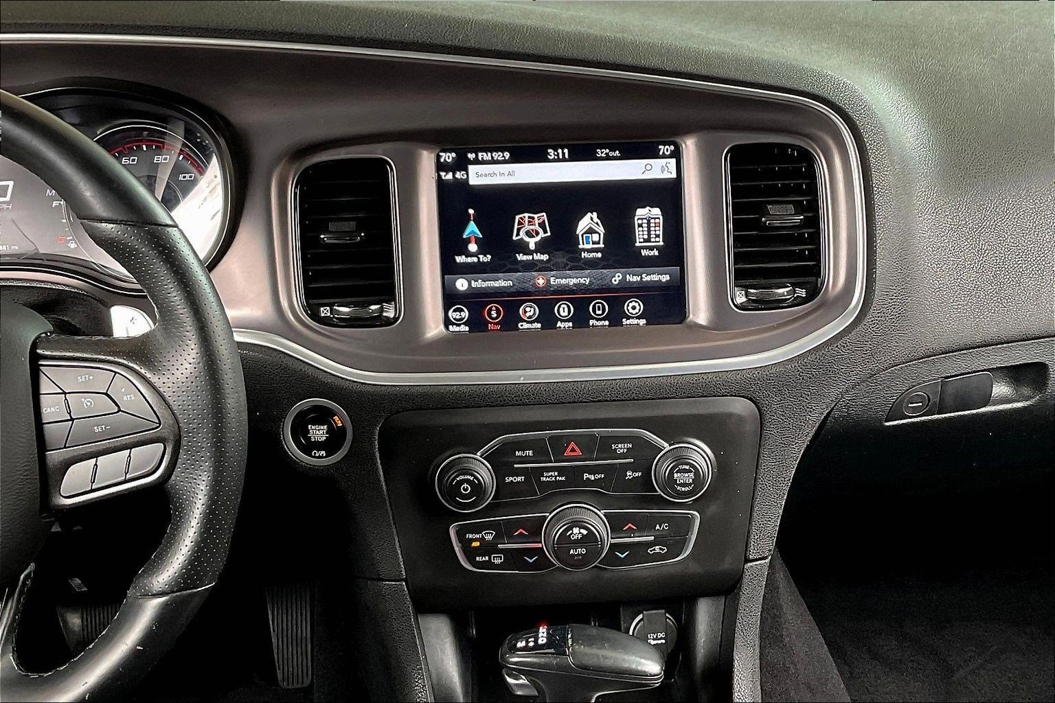 Used 2021 Dodge Charger SXT w/ Blacktop Package image 9