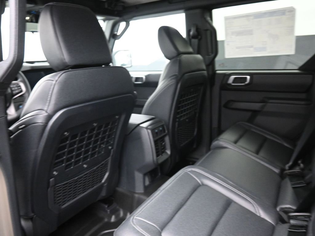 New 2026 Ford Bronco Badlands image 25
