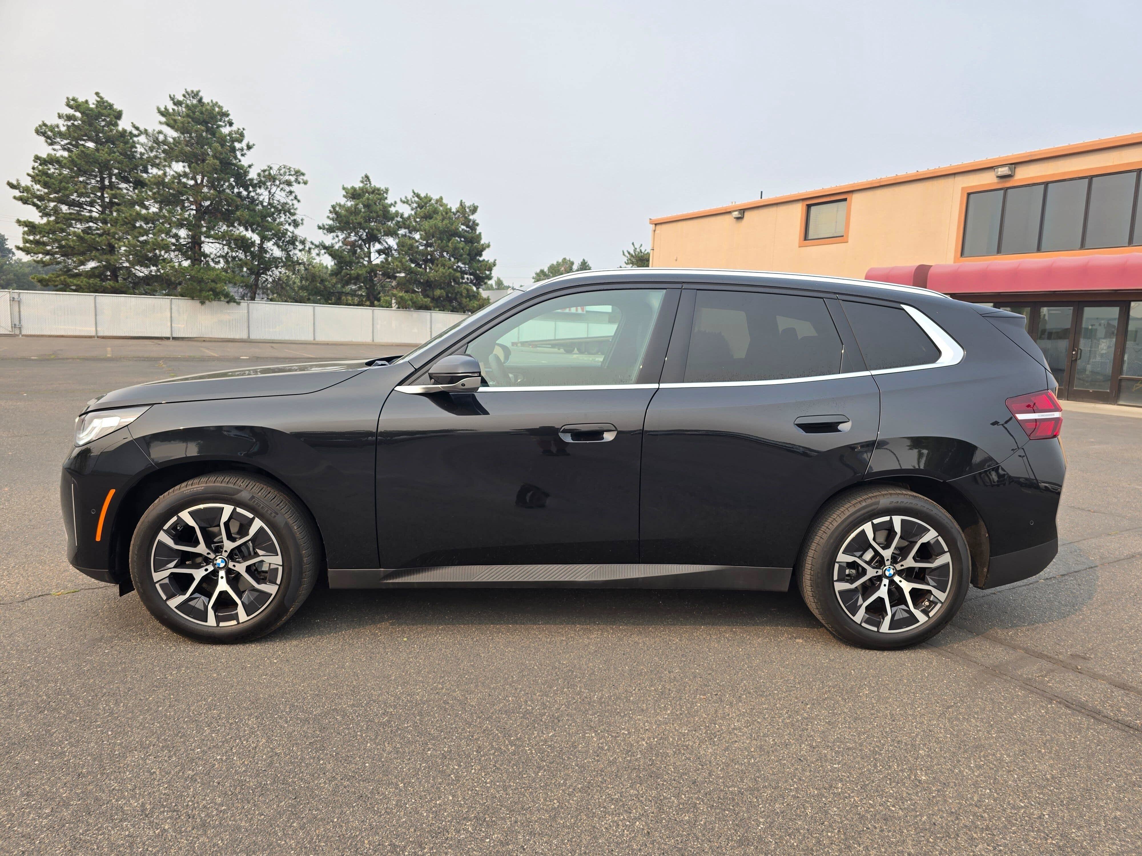 Used 2026 BMW X3 xDrive30i w/ Premium Package AWD/4WD image 3
