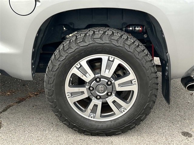 Used 2019 Toyota Tundra Platinum image 12