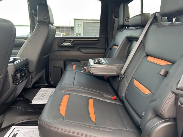 Used 2025 GMC Sierra 2500 AT4 w/ AT4 Premium Plus Package image 18