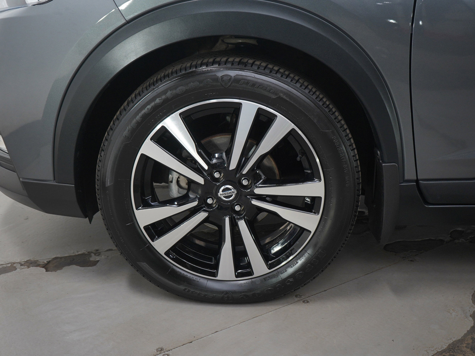 Used 2020 Nissan Kicks SR w/ SR Premium Package image 25