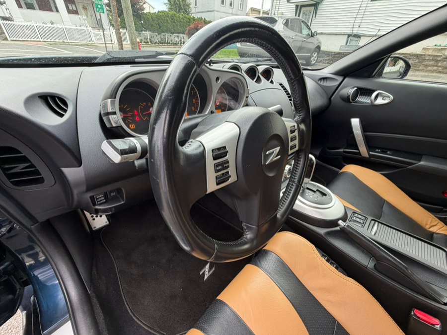 Used 2007 Nissan 350Z Touring RWD image 10