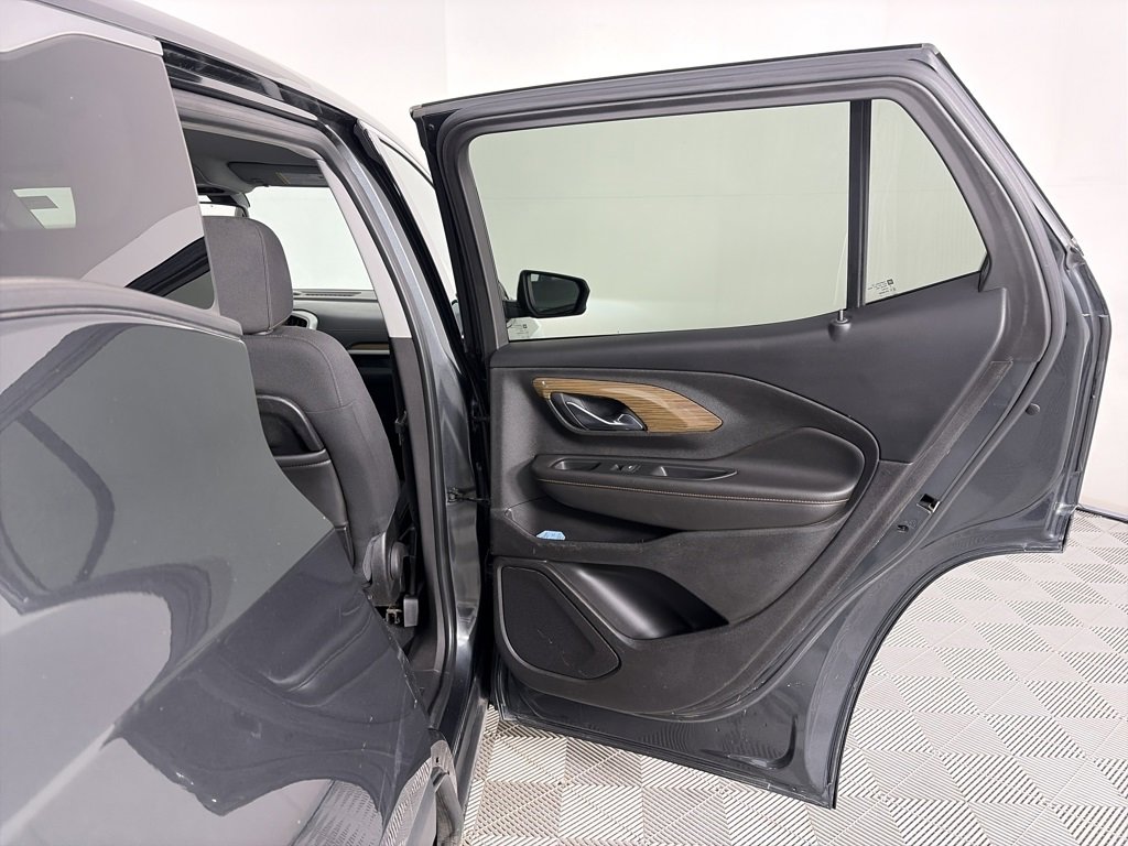Used 2018 GMC Terrain SLE image 27